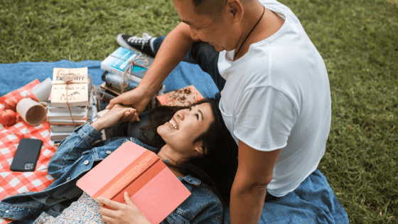couple smiling while on a date